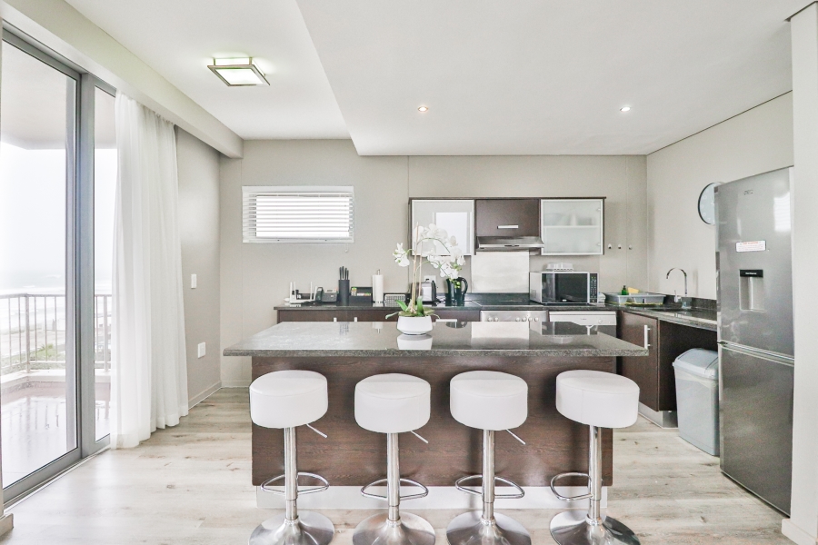 2 Bedroom Property for Sale in Bloubergstrand Western Cape